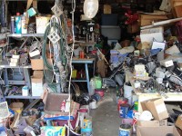 Синдром Плюшкина: как не дать мусору стать главным в жизни