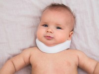 Лечение кривошеи у детей