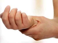 Почему немеют руки и ноги и что с этим делать