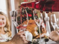 Как есть и пить на праздниках, чтобы потом не жалеть