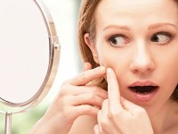 Почему появляются пигментные пятна и как от них избавиться