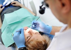 Можно ли заразиться ВИЧ у стоматолога или в салоне красоты